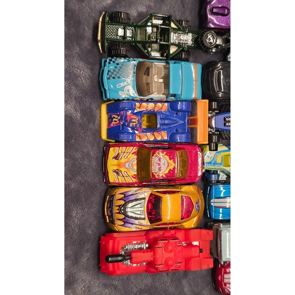Hot Wheels lot 20